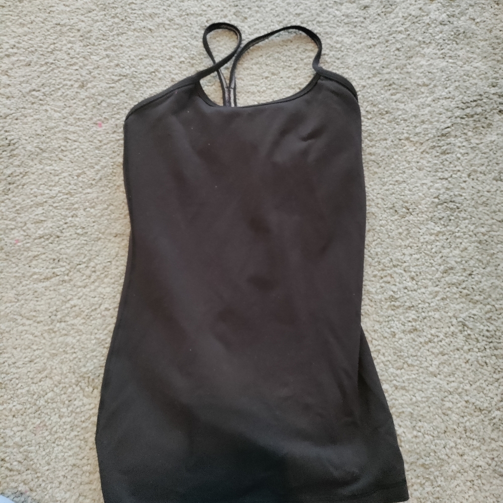 Lululemon tank